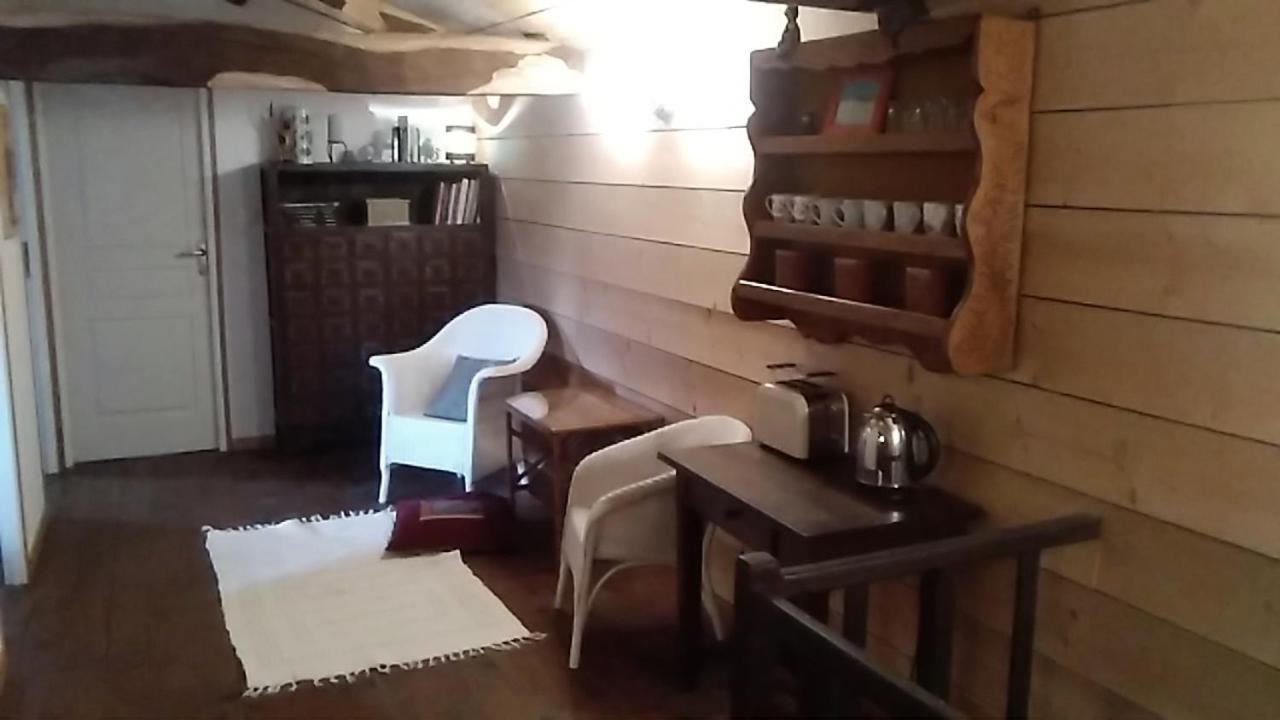 Les Tournesols Bed & Breakfast La Bernardiere Eksteriør bilde